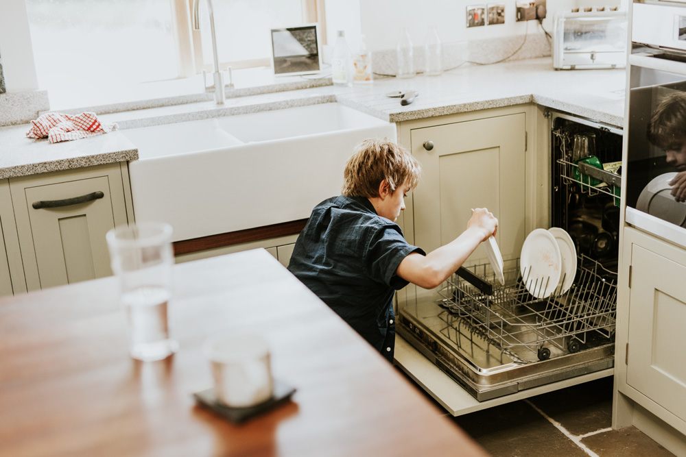 Money managing mums