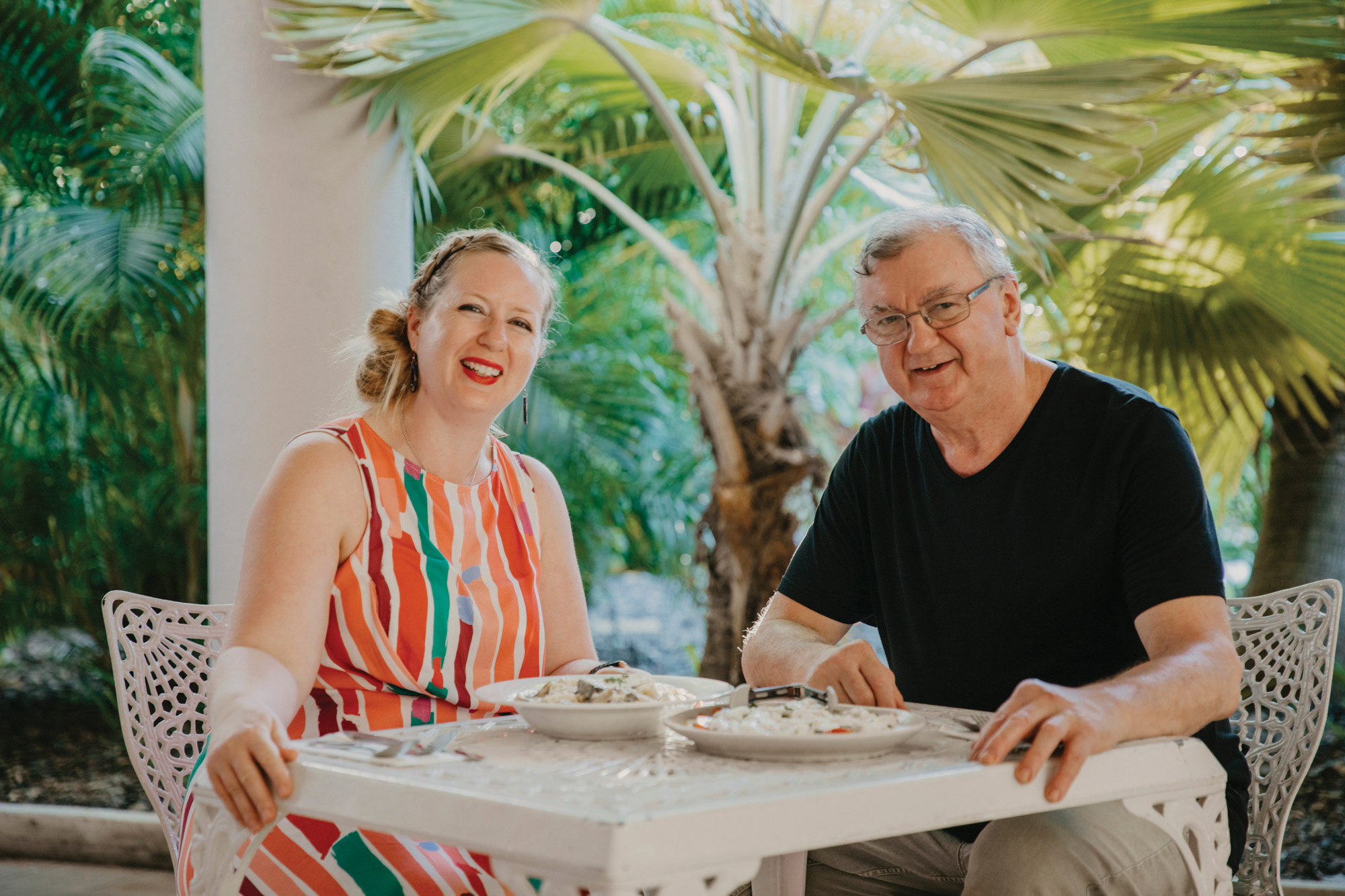 Lizzie learns to…cook a classic Pasta dish